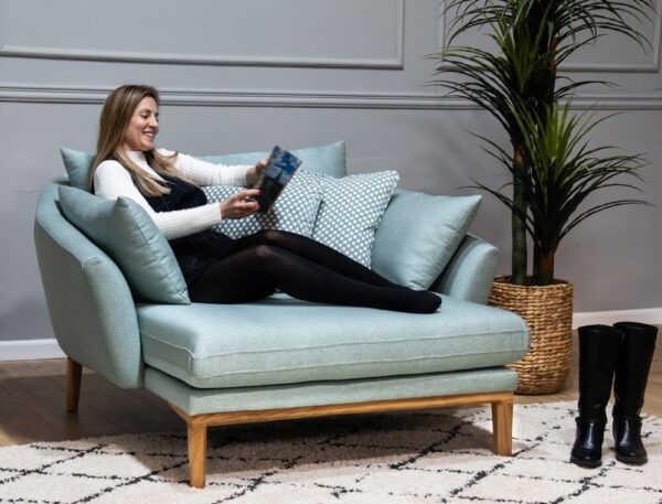 ⁦כורסת ספה כריסטינה love seat⁩ – תמונה ⁦4⁩